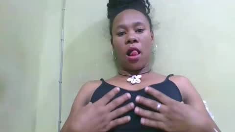 aimee982179 online show from May 4, 2026, 2:18 am