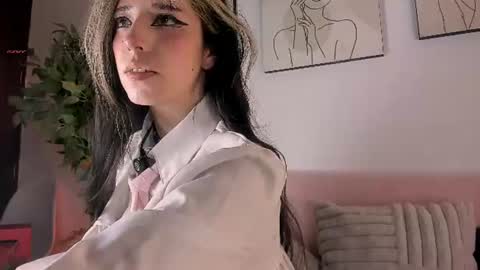 Snapshot of aisha_bx chatting on July 6, 2026, 2:47 pm Aisha online show from July 6, 2026, 2:47 pm