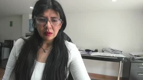 Snapshot of aisha_latina chatting on May 8, 2026, 2:55 pm Katie online show from May 8, 2026, 2:55 pm