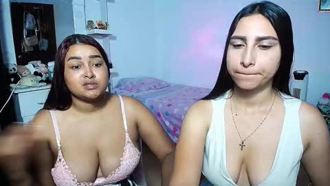 aisha_stacey0410 online show from February 23, 2026, 3:42 pm