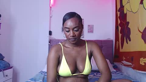 Aisha online show from January 18, 2026, 8:45 pm