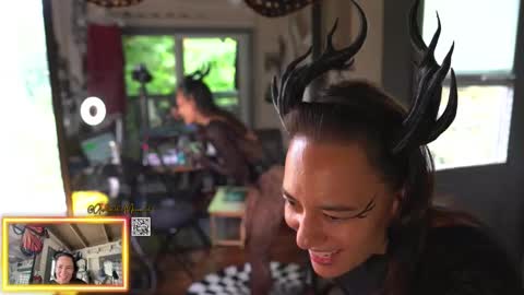 Snapshot of aishathemermaid chatting on March 2, 2025, 10:48 pm Aisha the Mermaid online show from March 2, 2025, 10:48 pm