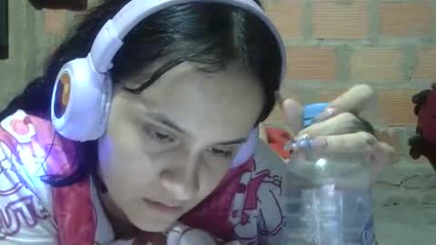 Snapshot of aitana23_ chatting on February 3, 2026, 6:22 am aiti online show from February 3, 2026, 6:22 am