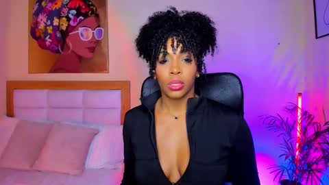 Aitana Brown online show from March 8, 2026, 2:21 pm