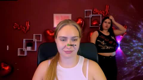 Snapshot of aiva_velvet chatting on February 14, 2026, 8:27 pm aiva_velvet online show from February 14, 2026, 8:27 pm