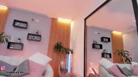 Snapshot of aixa_charless chatting on March 4, 2026, 10:54 am Aixa online show from March 4, 2026, 10:54 am