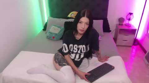 Snapshot of aizen_myo chatting on June 11, 2026, 6:22 am Aizen My- online show from June 11, 2026, 6:22 am