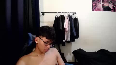 Snapshot of aj_daksxx chatting on March 20, 2026, 12:32 pm aj_daksxx online show from March 20, 2026, 12:32 pm