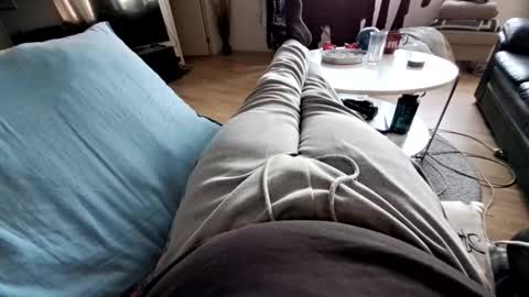 ak_2 online show from January 9, 2026, 11:35 am