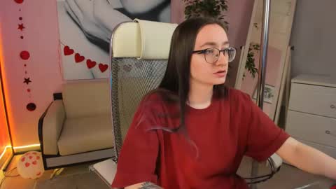 Snapshot of akaheby chatting on February 18, 2025, 12:06 pm akaheby online show from February 18, 2025, 12:06 pm