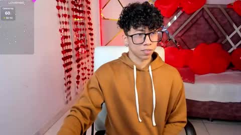 akazaboy online show from February 18, 2025, 4:26 am