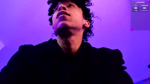 akazaboy online show from April 8, 2026, 4:45 am