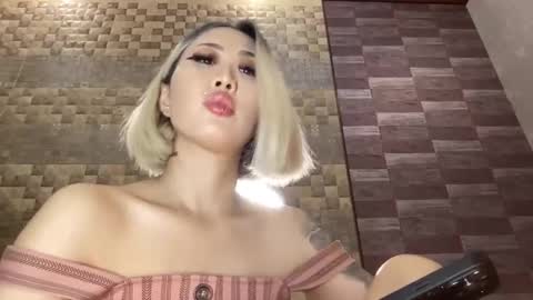 Snapshot of akemi_jp chatting on September 13, 2025, 7:35 pm Akemi online show from September 13, 2025, 7:35 pm