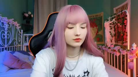 Akemi online show from March 4, 2025, 3:15 pm