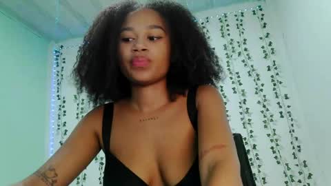 Snapshot of akemy_saunderz chatting on May 24, 2026, 2:27 am akemy_saunderz online show from May 24, 2026, 2:27 am