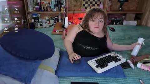 Natalie online show from November 9, 2025, 3:38 am