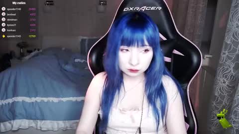 akirahartyx online show from February 25, 2025, 2:22 pm