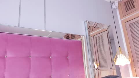 Snapshot of akirakings chatting on February 6, 2025, 9:22 am AKIRA online show from February 6, 2025, 9:22 am