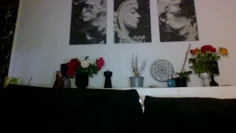 MIHAELA online show from June 22, 2026, 2:58 pm