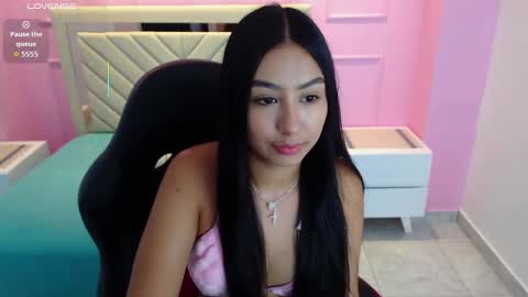 Snapshot of alahiacruz1 chatting on October 1, 2025, 12:22 pm A L A H I A online show from October 1, 2025, 12:22 pm