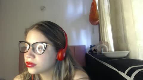 alaina_blessed online show from May 5, 2026, 9:56 pm