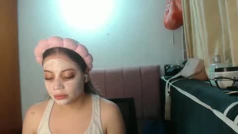 alaina_blessed online show from May 13, 2026, 8:49 pm