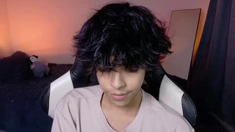 alan18n online show from April 6, 2026, 4:46 am