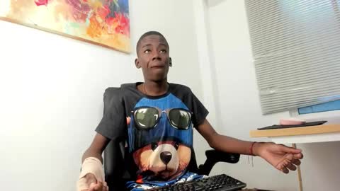 alan_blacke online show from November 19, 2025, 1:22 pm