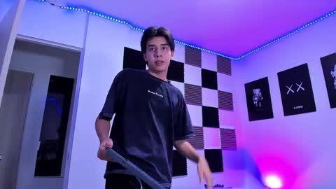 Alan Boy online show from March 22, 2026, 1:20 am