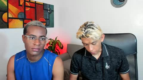 Snapshot of alan_scot chatting on December 18, 2024, 10:13 pm Alan and Criss - WE JUST FRIENDS WITH BENEFITS BOTH VERS online show from December 18, 2024, 10:13 pm