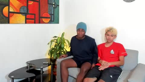 Snapshot of alan_scot chatting on December 29, 2024, 3:33 am Alan and Criss - WE JUST FRIENDS WITH BENEFITS BOTH VERS online show from December 29, 2024, 3:33 am