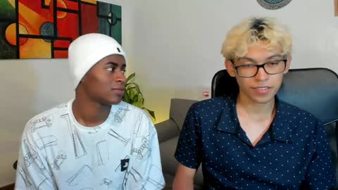 Snapshot of alan_scot chatting on January 24, 2025, 2:28 am Alan and Criss - WE JUST FRIENDS WITH BENEFITS BOTH VERS online show from January 24, 2025, 2:28 am