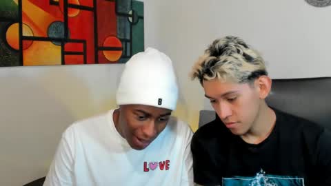 Snapshot of alan_scot chatting on February 25, 2025, 1:52 am Alan and Criss - WE JUST FRIENDS WITH BENEFITS BOTH VERS online show from February 25, 2025, 1:52 am