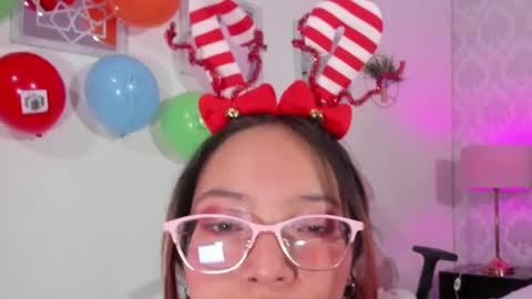 Alana  online show from December 7, 2024, 5:26 am