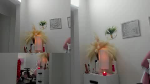 Alana  online show from December 19, 2024, 3:40 am