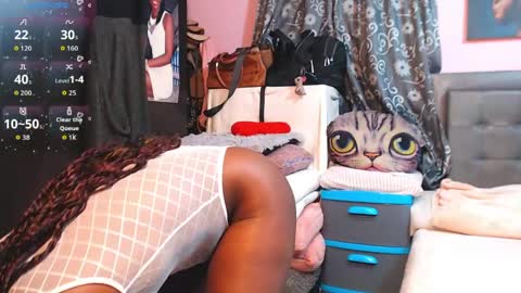 Alanalaurent15 online show from April 3, 2026, 1:14 am