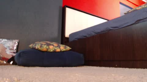 Snapshot of alanna_gold chatting on January 10, 2025, 7:57 am Alanna online show from January 10, 2025, 7:57 am