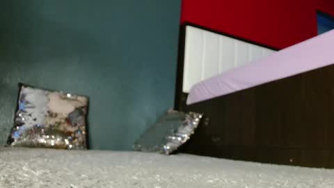 Snapshot of alanna_gold chatting on September 30, 2025, 3:55 am Alanna online show from September 30, 2025, 3:55 am