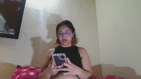 alanna_smith69 online show from June 17, 2026, 2:58 am