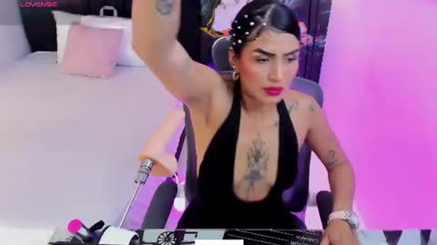 Alana online show from June 15, 2026, 7:05 pm