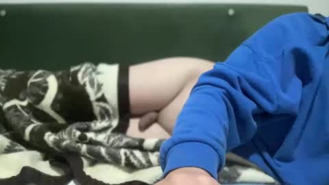 alarasissy online show from December 14, 2024, 2:23 am