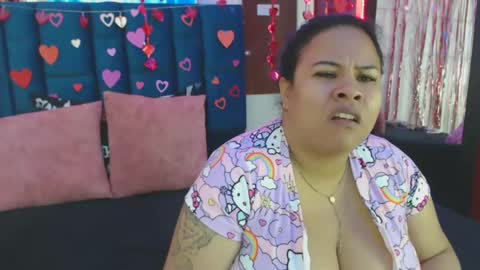 Snapshot of alba_sex10 chatting on February 19, 2025, 1:06 pm alba online show from February 19, 2025, 1:06 pm