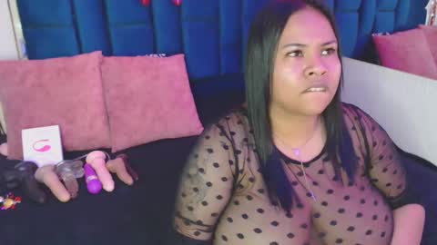 Snapshot of alba_sex10 chatting on March 5, 2025, 5:18 pm alba online show from March 5, 2025, 5:18 pm