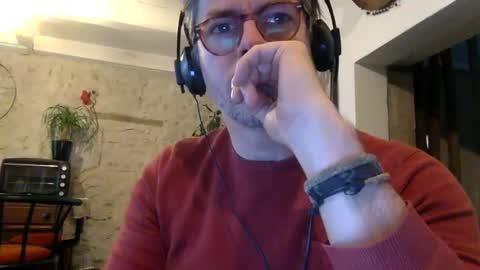 Snapshot of albandant chatting on December 4, 2024, 1:31 pm albandant online show from December 4, 2024, 1:31 pm