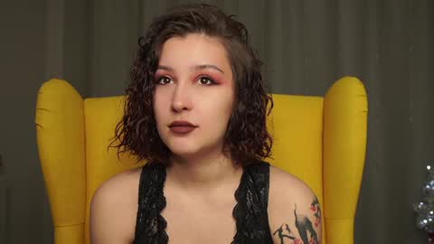 Hi all. My name is Stela and this is my first day here online show from January 21, 2025, 3:10 pm