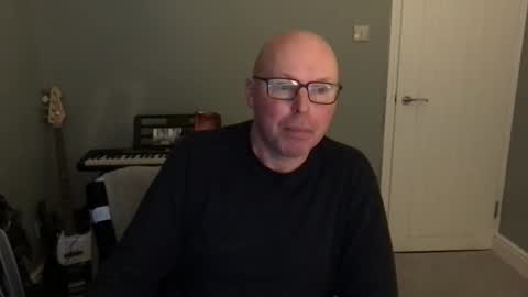 Snapshot of alc300170 chatting on December 4, 2024, 7:50 am alc300170 online show from December 4, 2024, 7:50 am