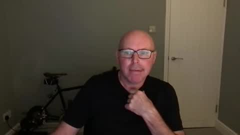 Snapshot of alc300170 chatting on October 1, 2025, 5:57 am alc300170 online show from October 1, 2025, 5:57 am