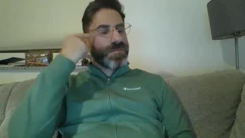 Snapshot of alcatrazcage chatting on December 3, 2024, 8:50 pm Alcatrazcage online show from December 3, 2024, 8:50 pm