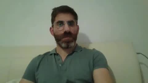 Snapshot of alcatrazcage chatting on December 19, 2024, 9:17 pm Alcatrazcage online show from December 19, 2024, 9:17 pm