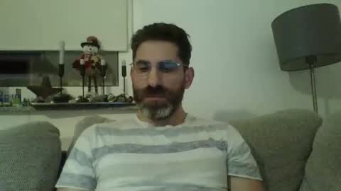 Snapshot of alcatrazcage chatting on December 23, 2024, 5:43 pm Alcatrazcage online show from December 23, 2024, 5:43 pm